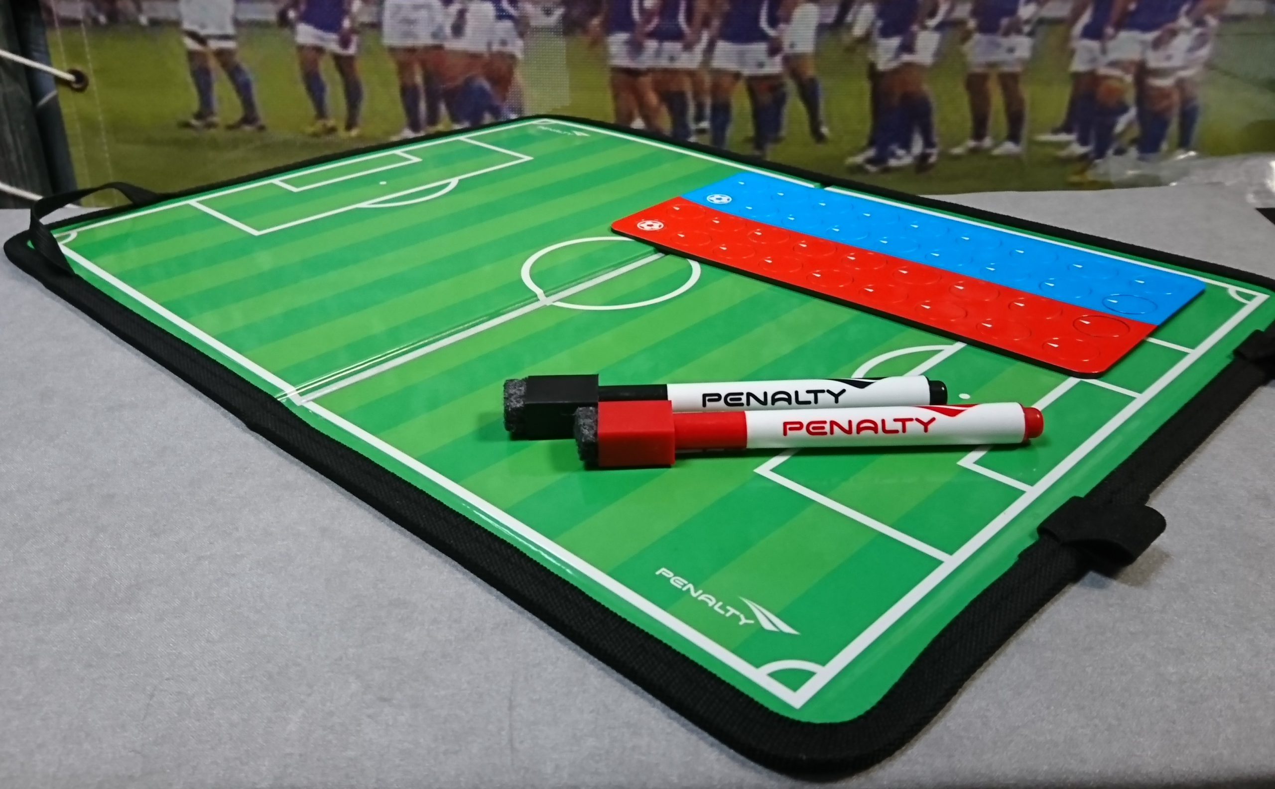 ペナルティのサッカー作戦盤が入荷しました！ - 株式会社スポーツブレイン